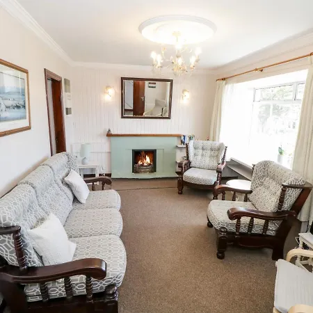 Sea Watch House ラウンドストーン