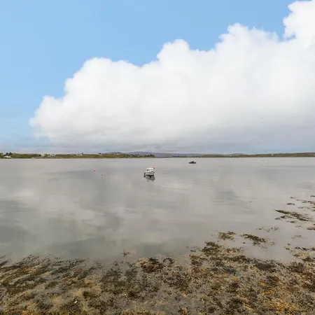 Sea Watch House * Roundstone