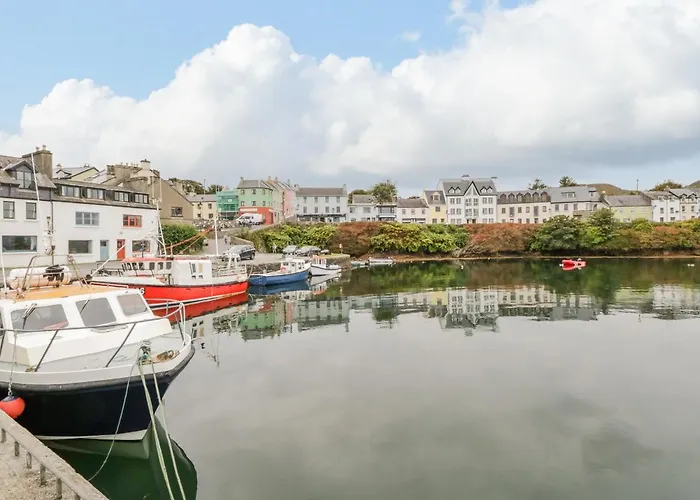 Sea Watch House * Roundstone